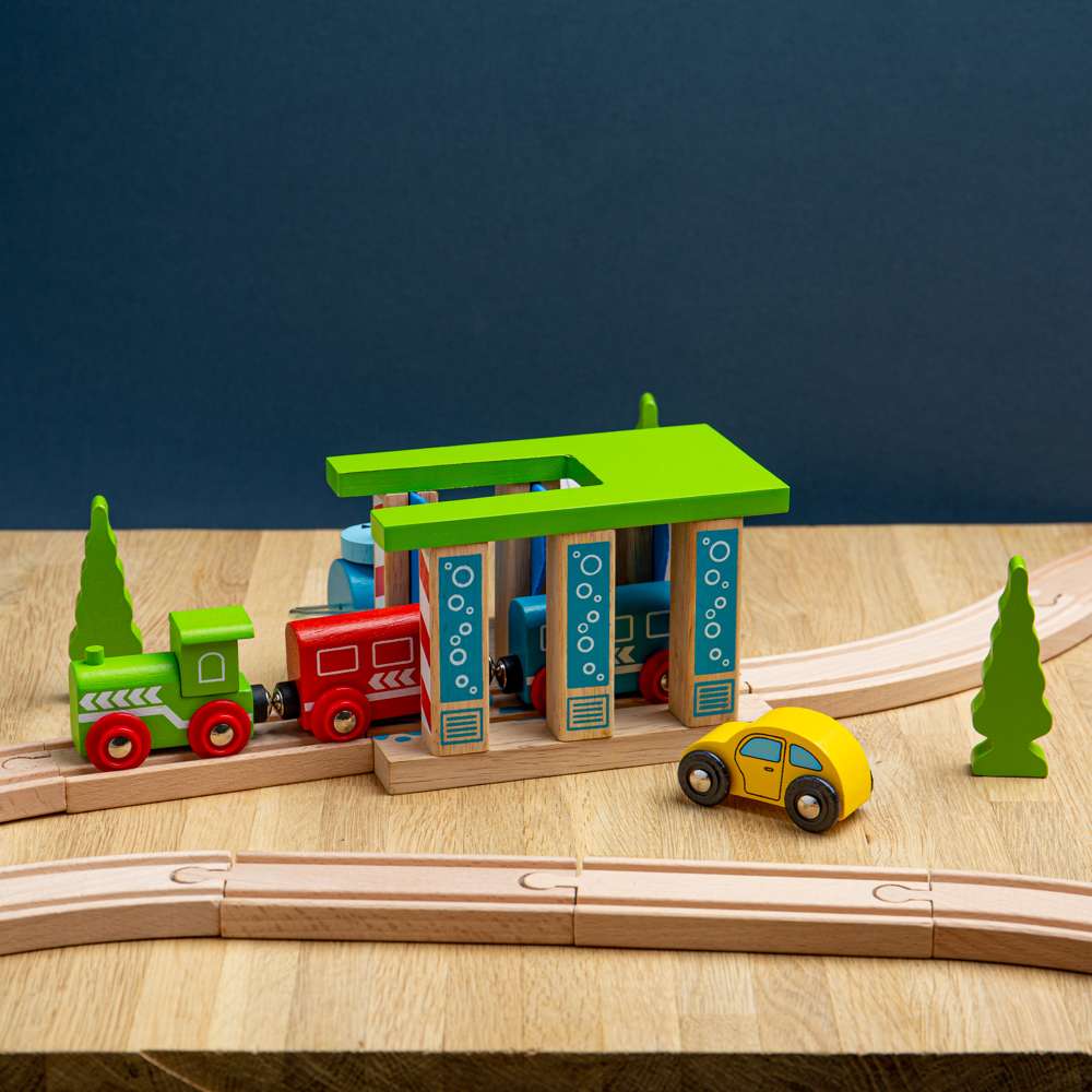 Wooden Train Washer – Toy Train Accessory for Wooden Railway Sets