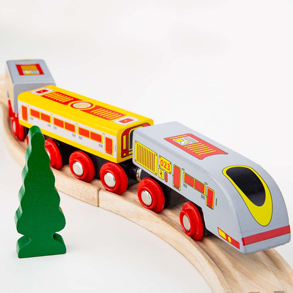 Wooden Bullet Train – Magnetic, Compatible with Wooden Railway Tracks