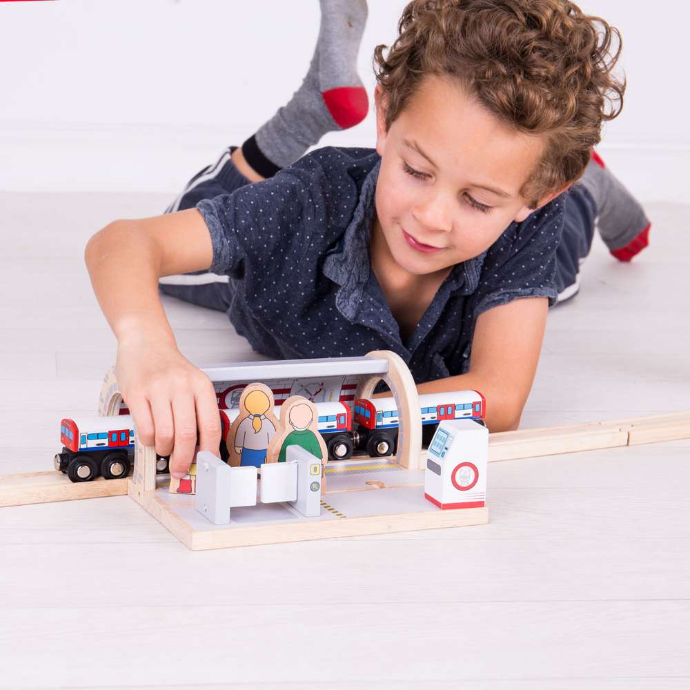 London Underground Station Wooden Train Toy – Compatible with Wooden Railway