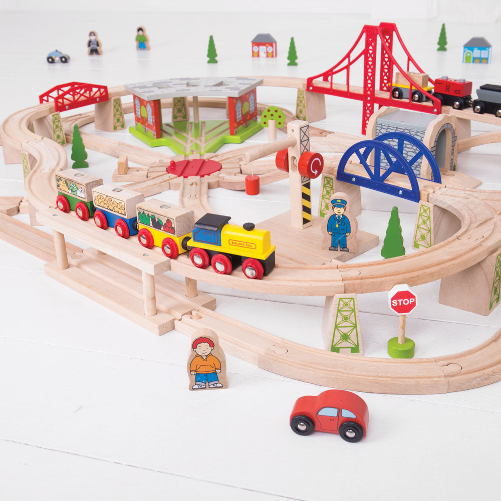 Bigjigs Toys BJT017 Freight Train Set