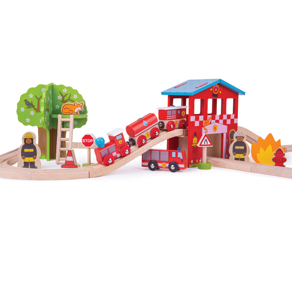 Bigjigs Toys BJT037 Fire Station Train Set