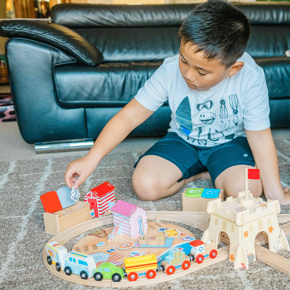 Coastal Clean Up Train Set