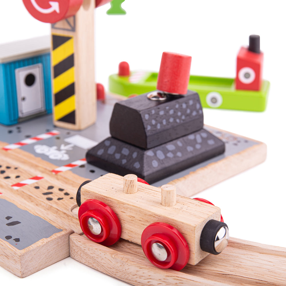Bigjigs Toys BJT257 Coal Canal Docks