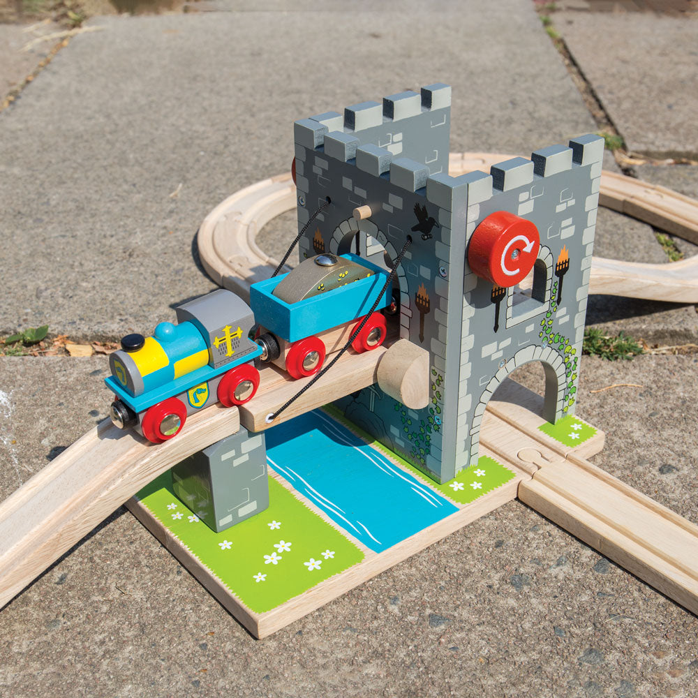 Bigjigs Toys BJT267 Drawbridge
