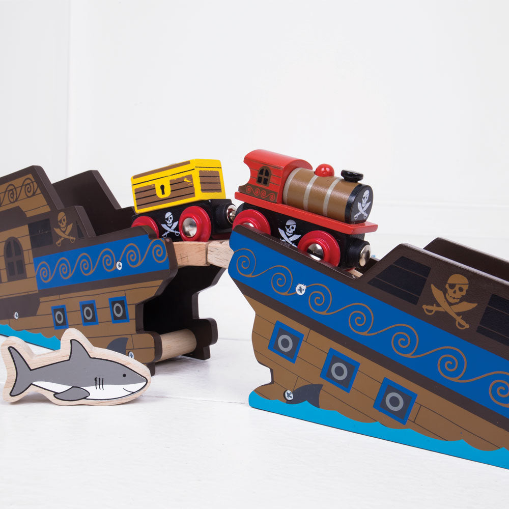 Bigjigs Toys BJT473 Pirate Train